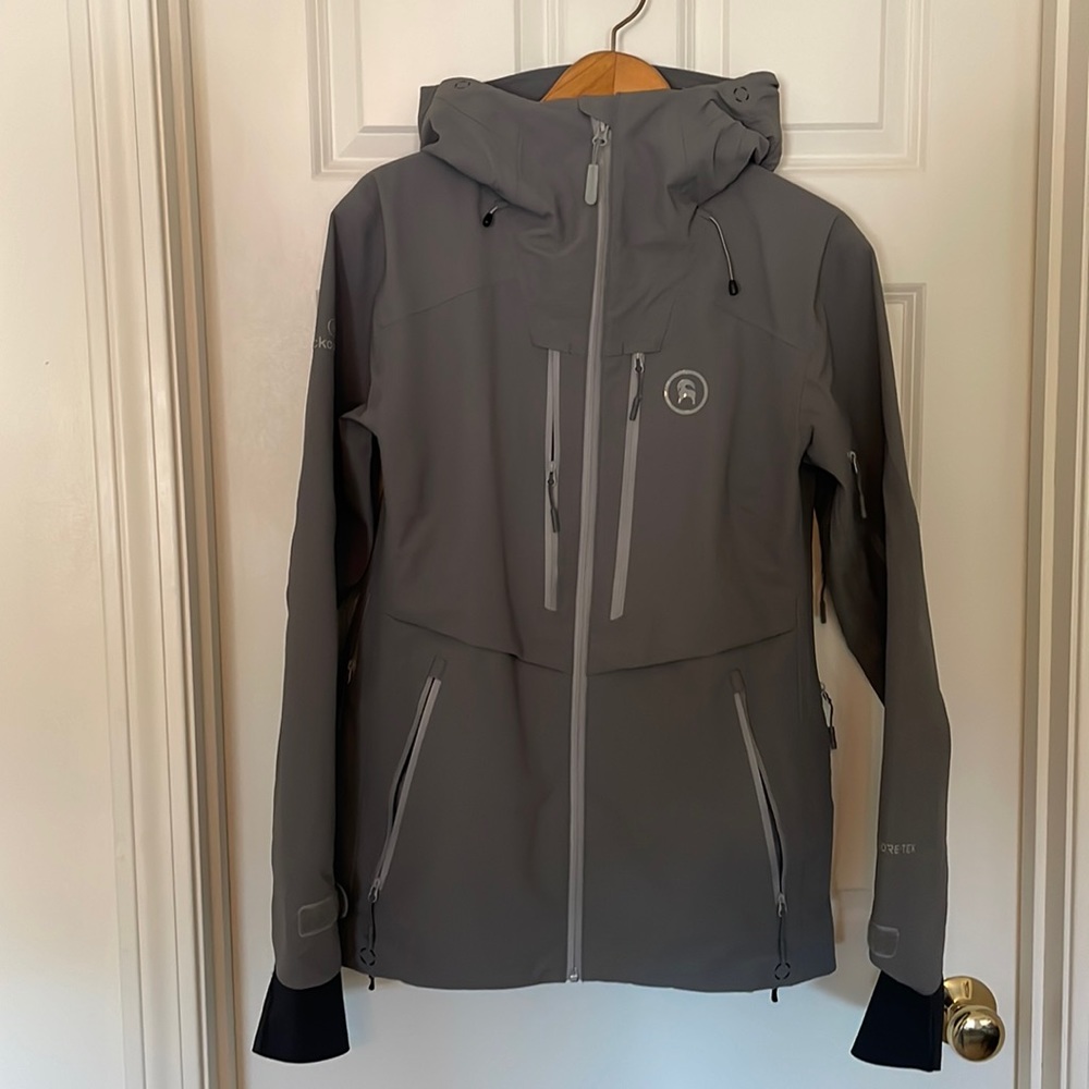 Gortex gray winter jacket shell size Medium
